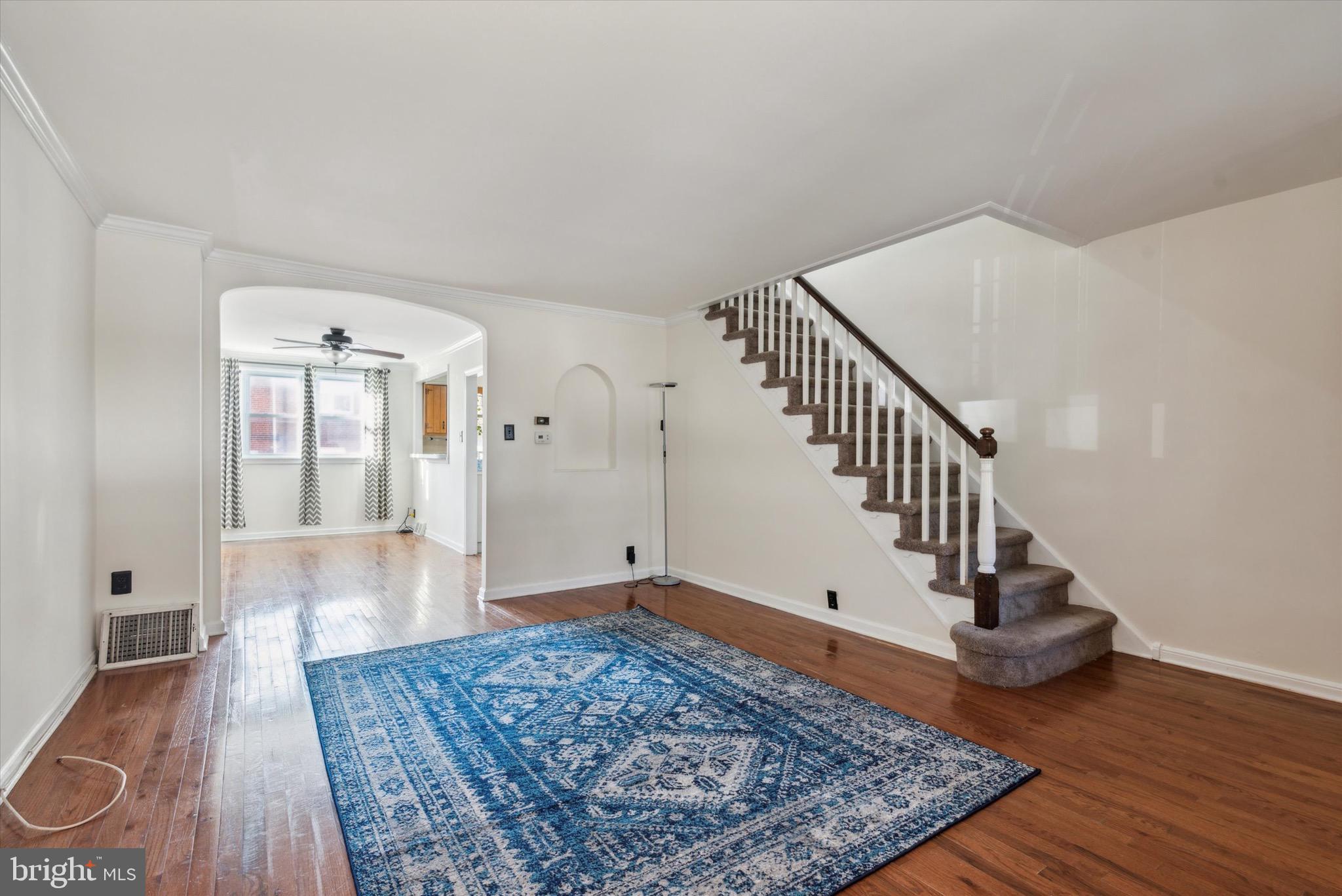 8123 Leon Street Philadelphia, PA 19136 - Photo 2 of 16