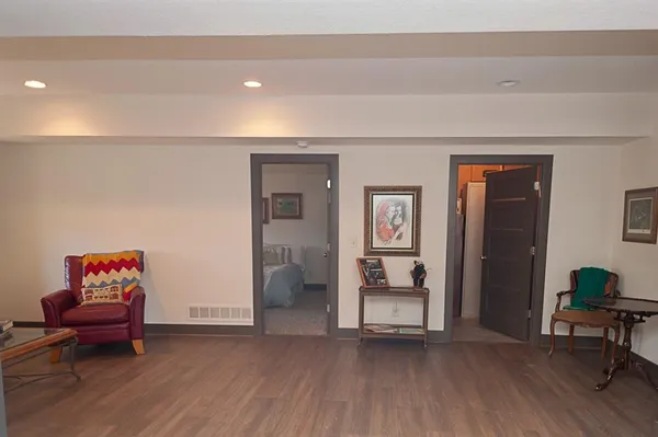 $550,000 | 14835 Meadow Lane, Leawood, KS 66224
