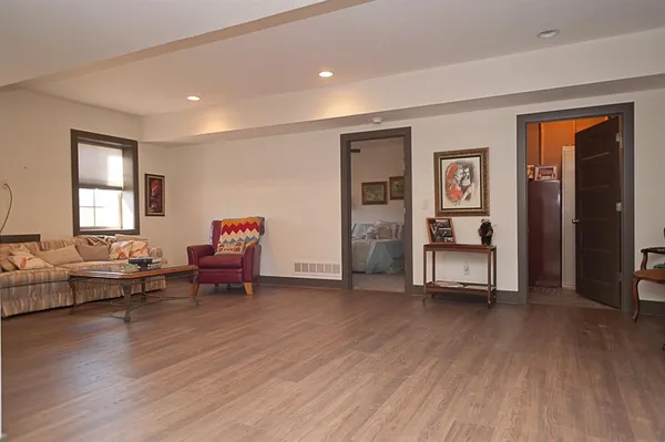 $550,000 | 14835 Meadow Lane, Leawood, KS 66224