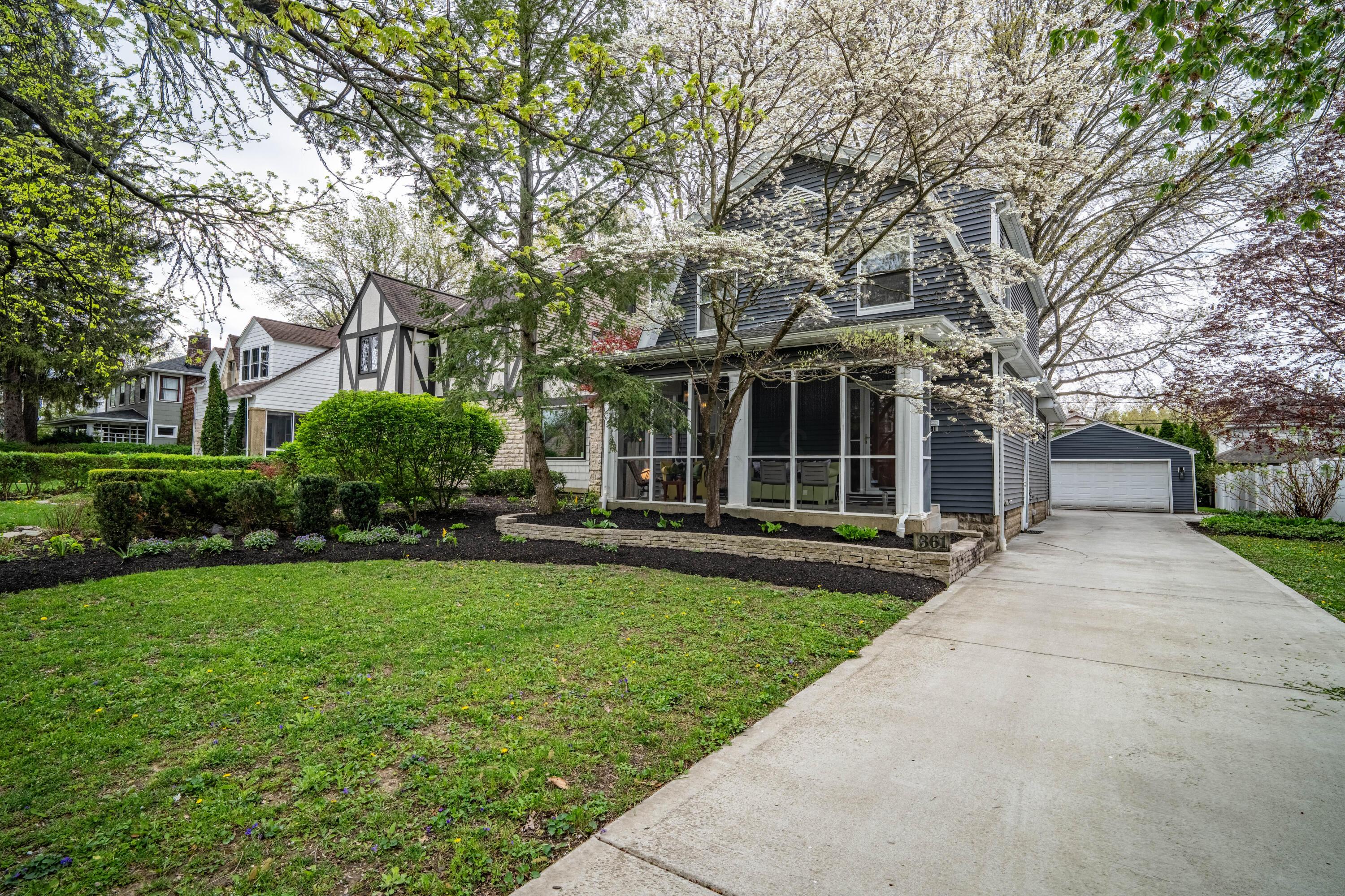 361 East Dunedin Road Columbus, OH 43214 - Photo 1 of 23 DSC_7871-HDR