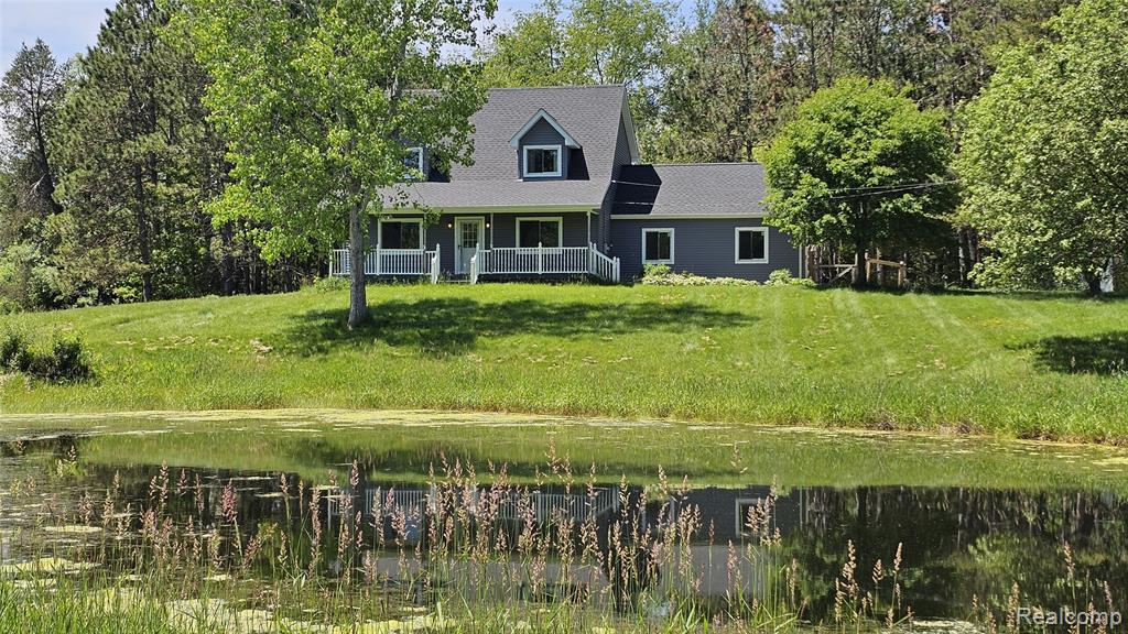6790 Hinchey Road Pinckney, MI 48169 - Photo 1 of 35