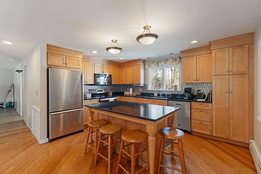 2 Shirley Lane Stratham, NH 03885 - Photo 7 of 39