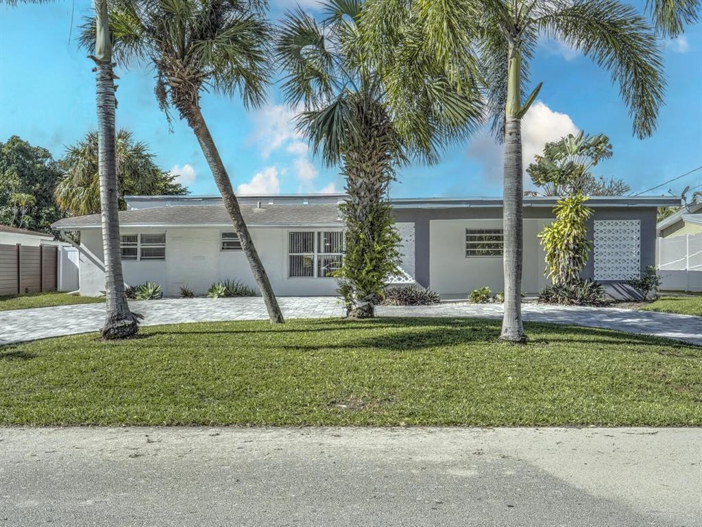 1621 Southwest 3rd Avenue Pompano Beach, FL 33060 - Photo 4 of 20