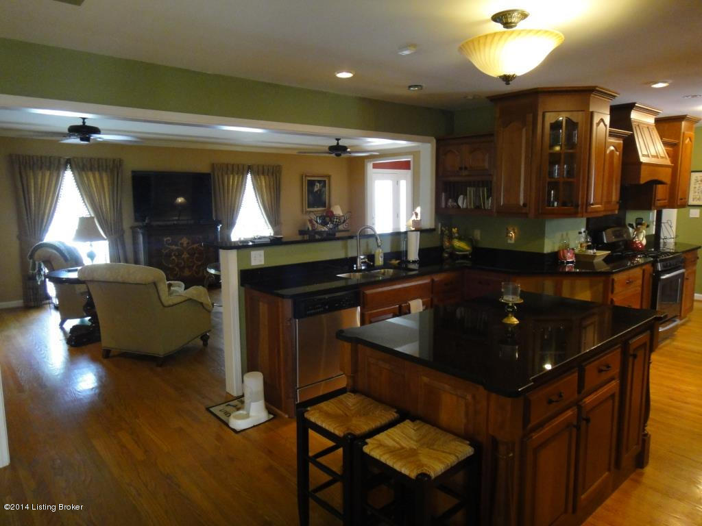 505 Brandon Road Louisville, KY 40207 - Photo 10 of 40 003