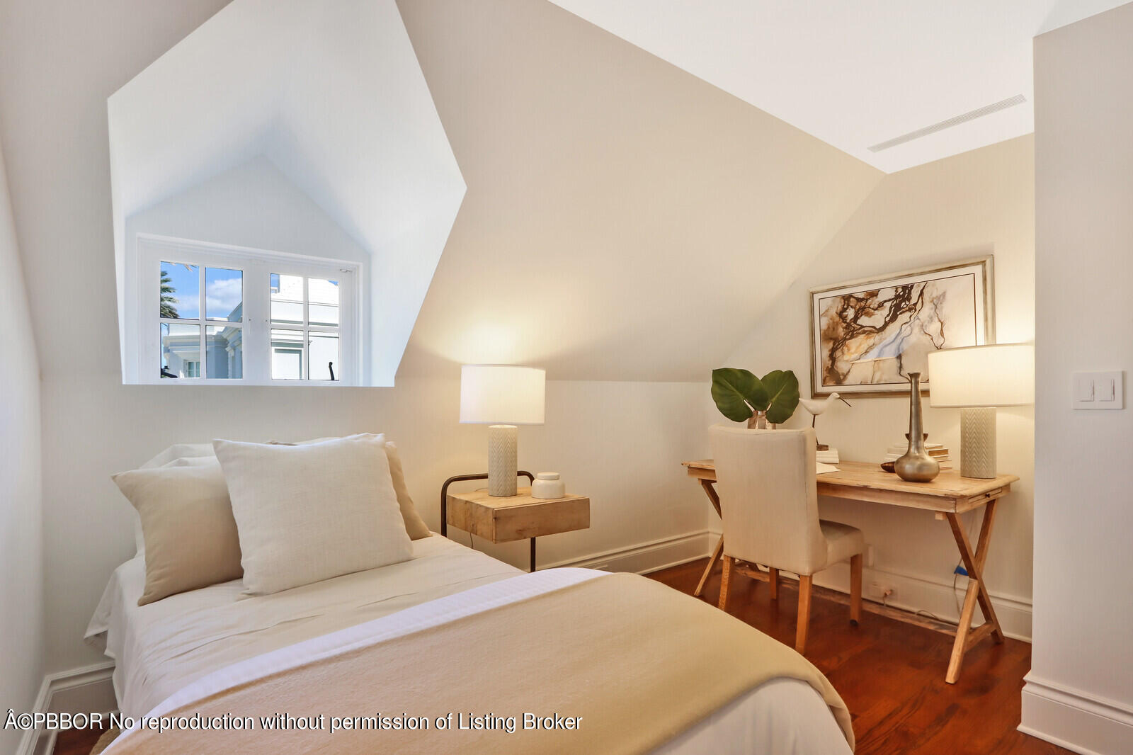 210 Via Del Mar Palm Beach, FL 33480 - Photo 45 of 85 a bedroom with a bed and a table in it