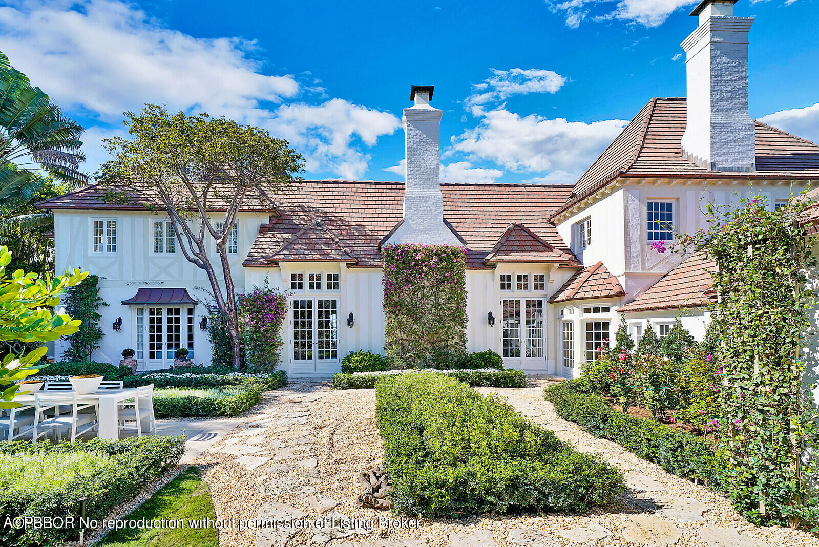 210 Via Del Mar Palm Beach, FL 33480 - Photo 66 of 85 front view of a house with a yard