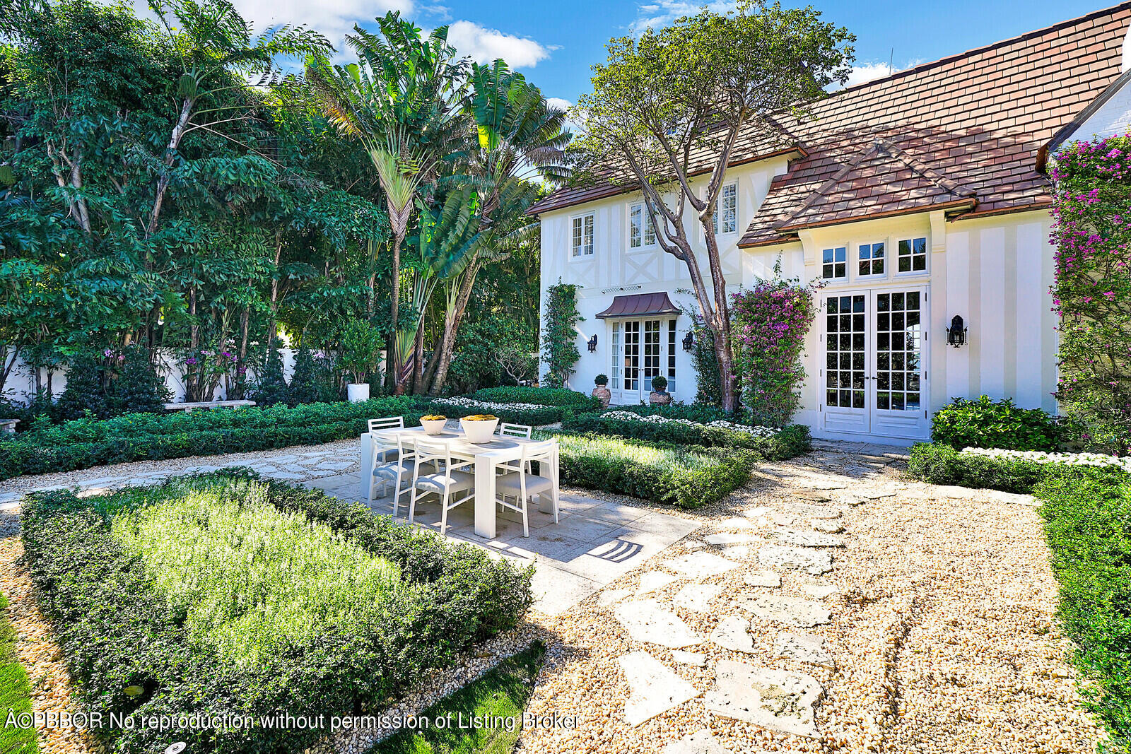 210 Via Del Mar Palm Beach, FL 33480 - Photo 72 of 85 a view of a house with backyard and sitting area
