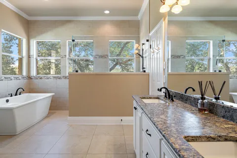 $1,299,000 | 3507 Bee Creek Road, Spicewood, TX 78669