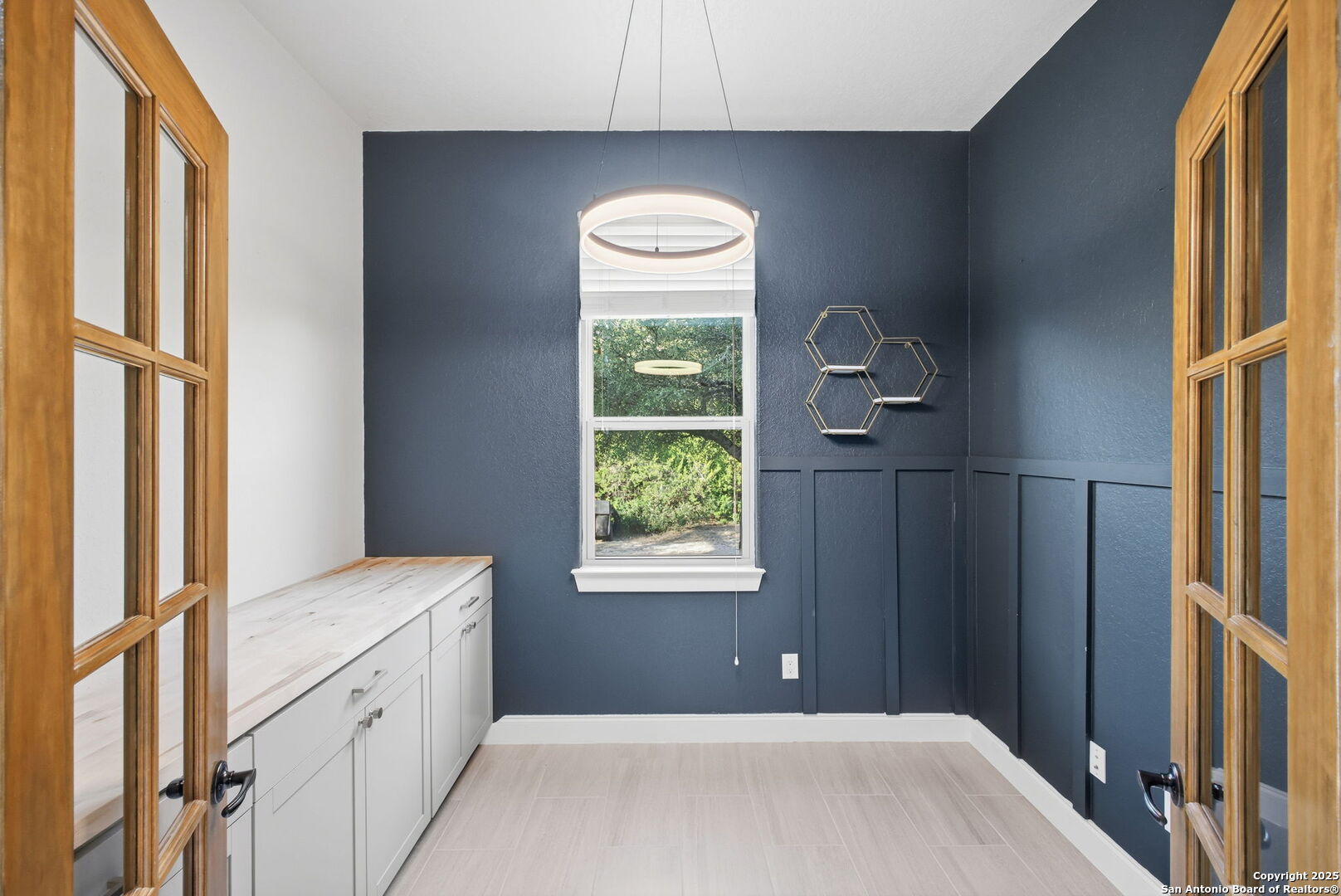 1275 Mystic Breeze Spring Branch, TX 78070 - Photo 15 of 50 a bedroom with a bed and a window