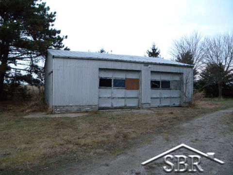 7605 Clark Road Unionville, MI 48767 - Photo 10 of 15 20063804-9.JPG