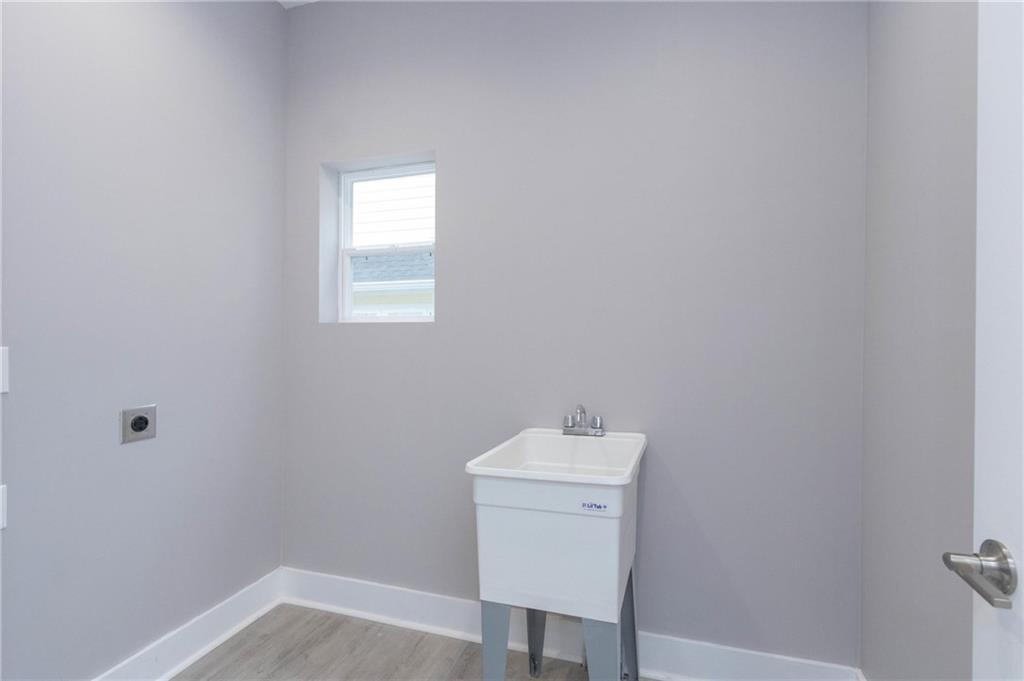 3129 Ruckle Street Indianapolis, IN 46205 - Photo 5 of 38 Gallery Image 5