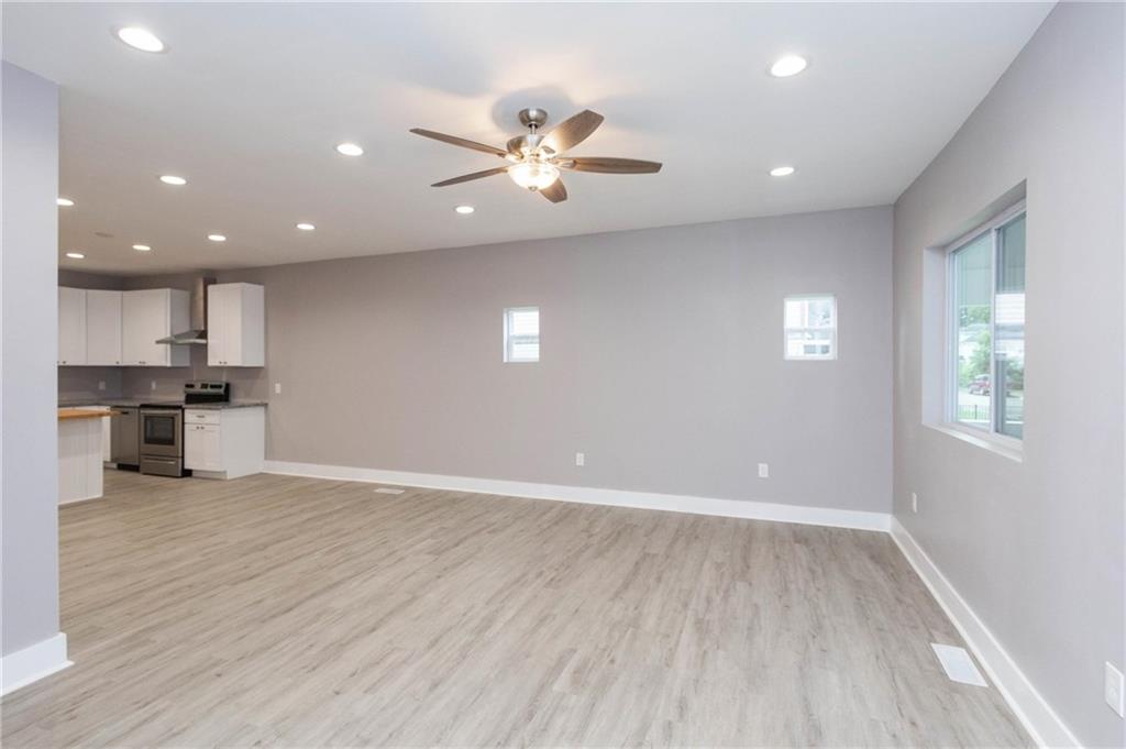 3129 Ruckle Street Indianapolis, IN 46205 - Photo 9 of 38 Gallery Image 9