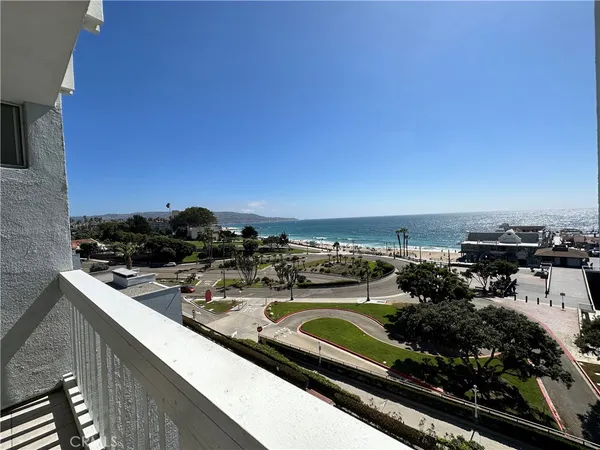 $5,120 | 640 The Village, Unit 217, Redondo Beach, CA 90277