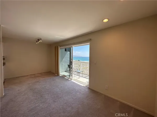 $5,120 | 640 The Village, Unit 217, Redondo Beach, CA 90277