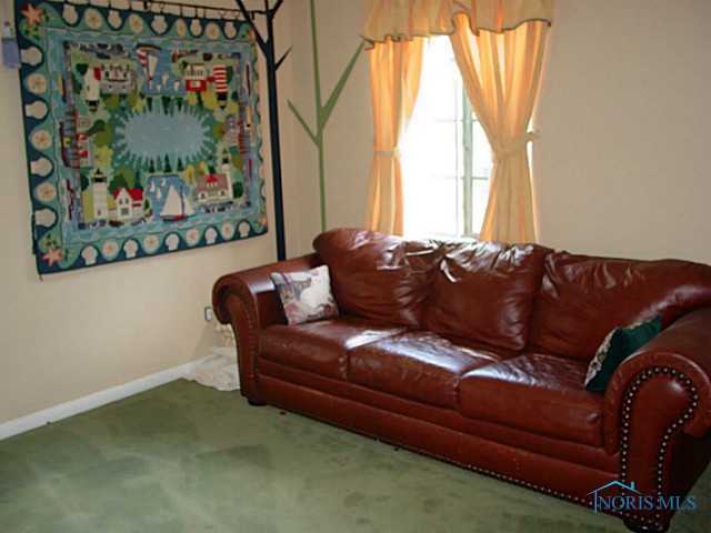 3334 Pelham Road Toledo, OH 43606 - Photo 10 of 16 Gallery Image 10