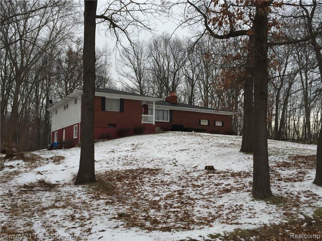 16283 Tindall Road Holly, MI 48442 - Photo 1 of 13 IMG_5473.JPG