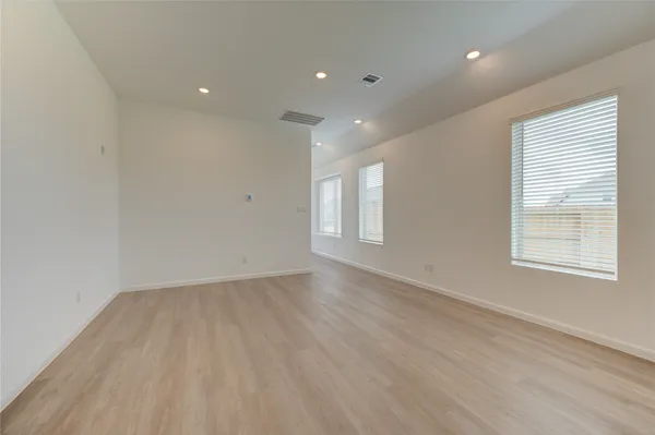 $2,490 | 27006 Coco Flower Lane, Katy, TX 77493