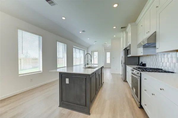$2,490 | 27006 Coco Flower Lane, Katy, TX 77493