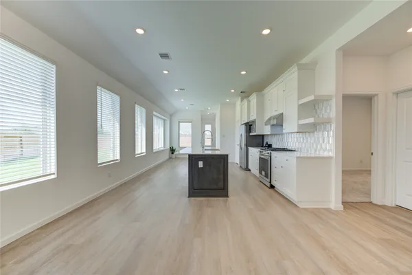 $2,490 | 27006 Coco Flower Lane, Katy, TX 77493