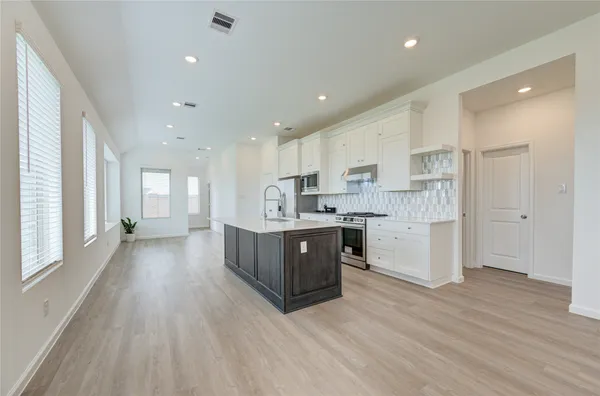 $2,490 | 27006 Coco Flower Lane, Katy, TX 77493