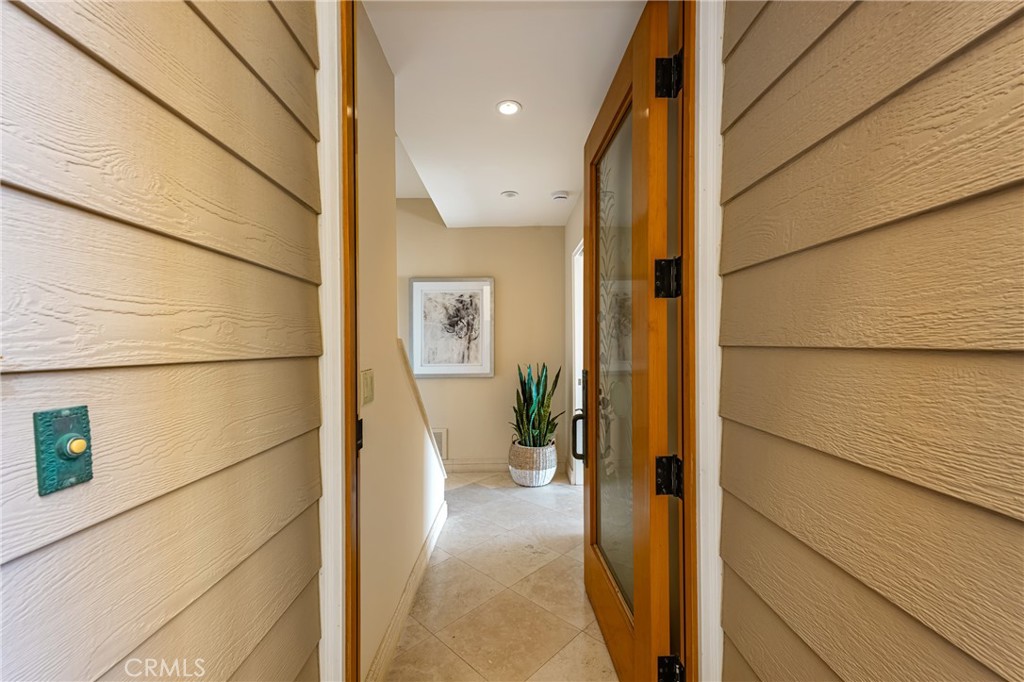 78 A Surfside Avenue Surfside, CA 90743 - Photo 4 of 45 a view of a hallway