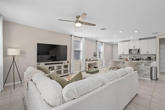 $2,595 | 2519 Sweet Viburnum Way, Ocoee, FL 34761