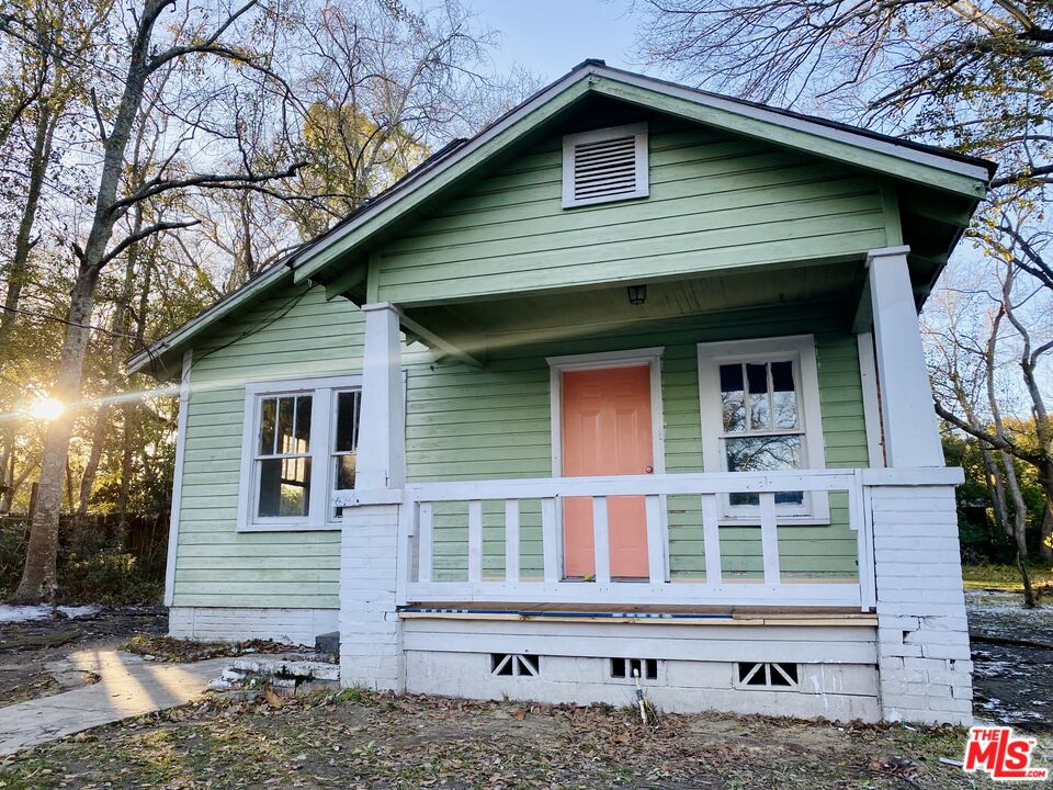 107 Martin Street Mobile, AL 36607 - Photo 1 of 6