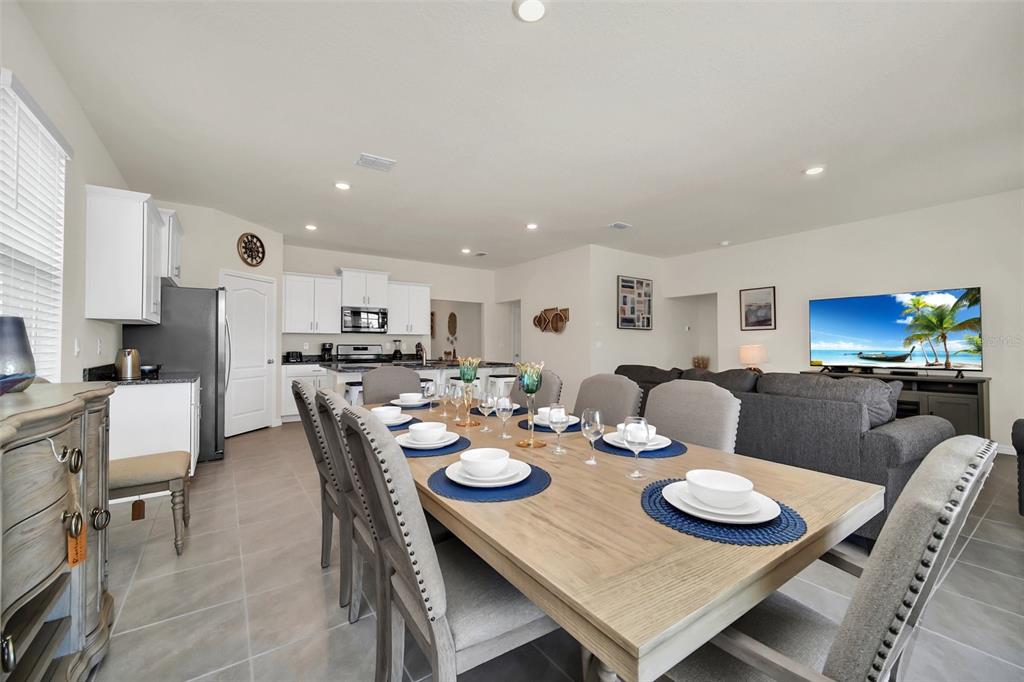 7876 Oak Reflection Loop Davenport, FL 33837 - Photo 18 of 56