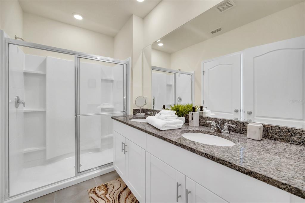 7876 Oak Reflection Loop Davenport, FL 33837 - Photo 34 of 56