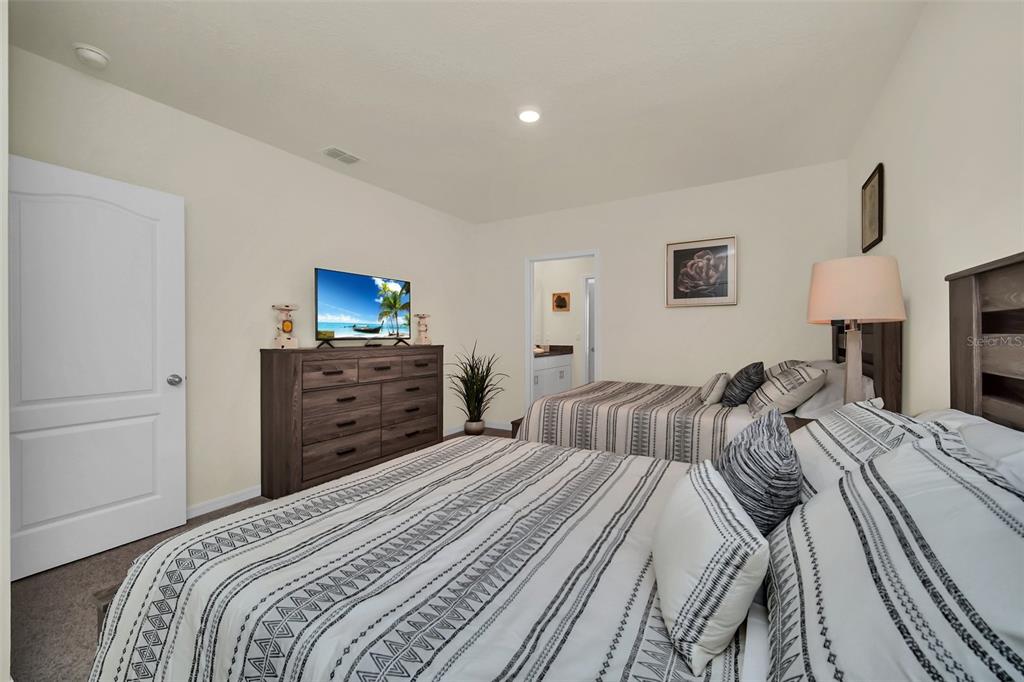 7876 Oak Reflection Loop Davenport, FL 33837 - Photo 36 of 56