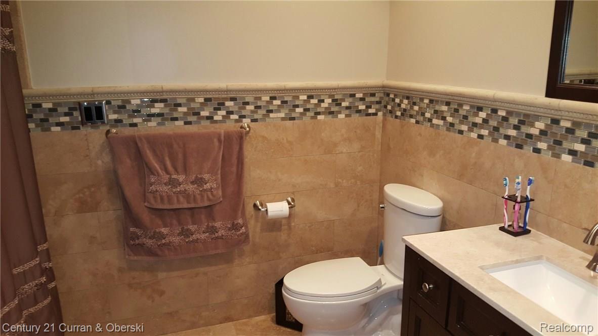 6473 Chase Road Dearborn, MI 48126 - Photo 33 of 36 chase 14.jpg