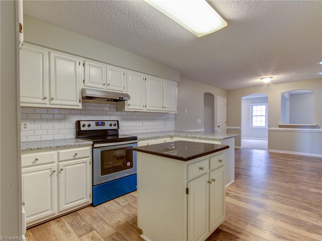 3206 Spring Mill Road Greensboro, NC 27406 - Photo 8 of 29 Gallery Image 8