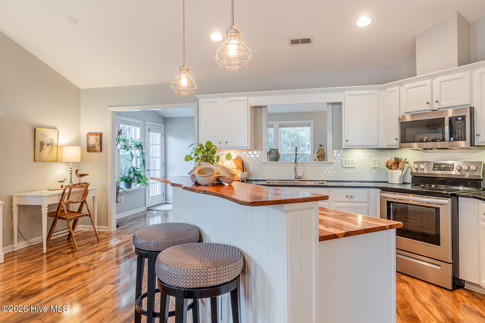 324 South Culverton Road Winnabow, NC 28479 - Photo 12 of 61 DSC06890-HDR