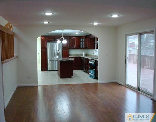 34 Timber Road Edison, NJ 08820 - Photo 3 of 9