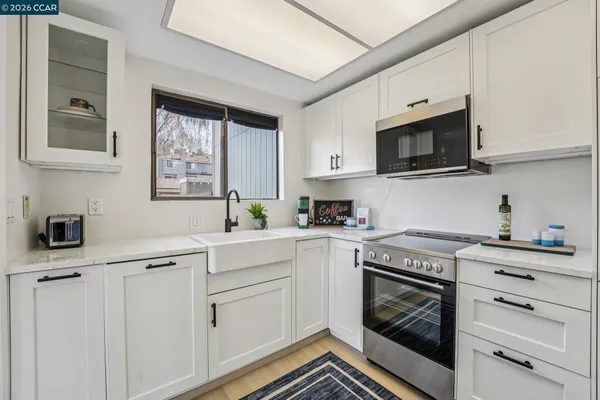 $515,000 | 2 Lakeview Court, Novato, CA 94947