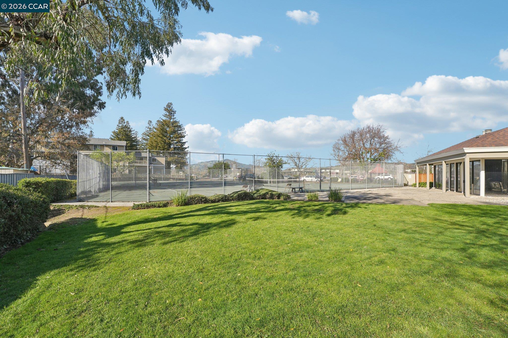 2 Lakeview Court Novato, CA 94947 - Photo 32 of 35