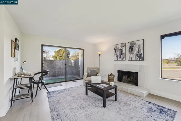 $515,000 | 2 Lakeview Court, Novato, CA 94947