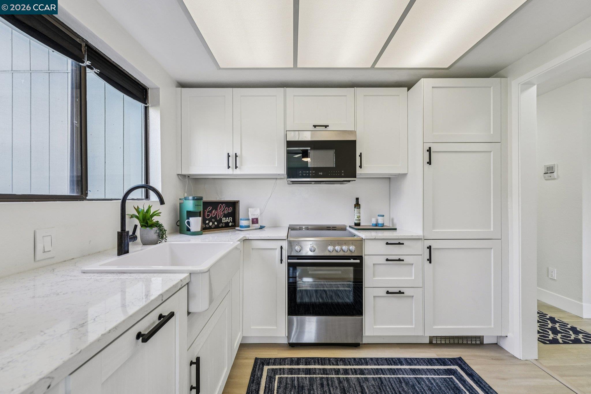 2 Lakeview Court Novato, CA 94947 - Photo 7 of 35