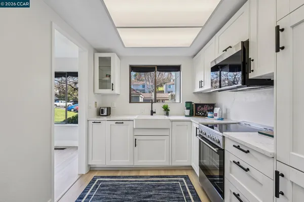 $515,000 | 2 Lakeview Court, Novato, CA 94947