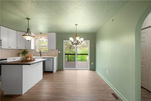 $299,000 | 2007 Moccasin Drive, Washington, PA 15301