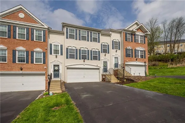 $299,000 | 2007 Moccasin Drive, Washington, PA 15301