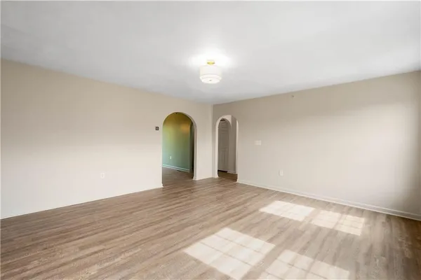 $299,000 | 2007 Moccasin Drive, Washington, PA 15301