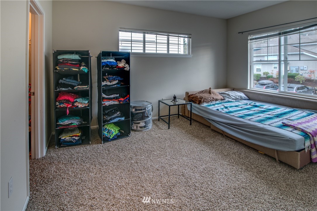 5001 Davis Place South, Unit B Renton, WA 98055 - Photo 7 of 13 Gallery Image 7