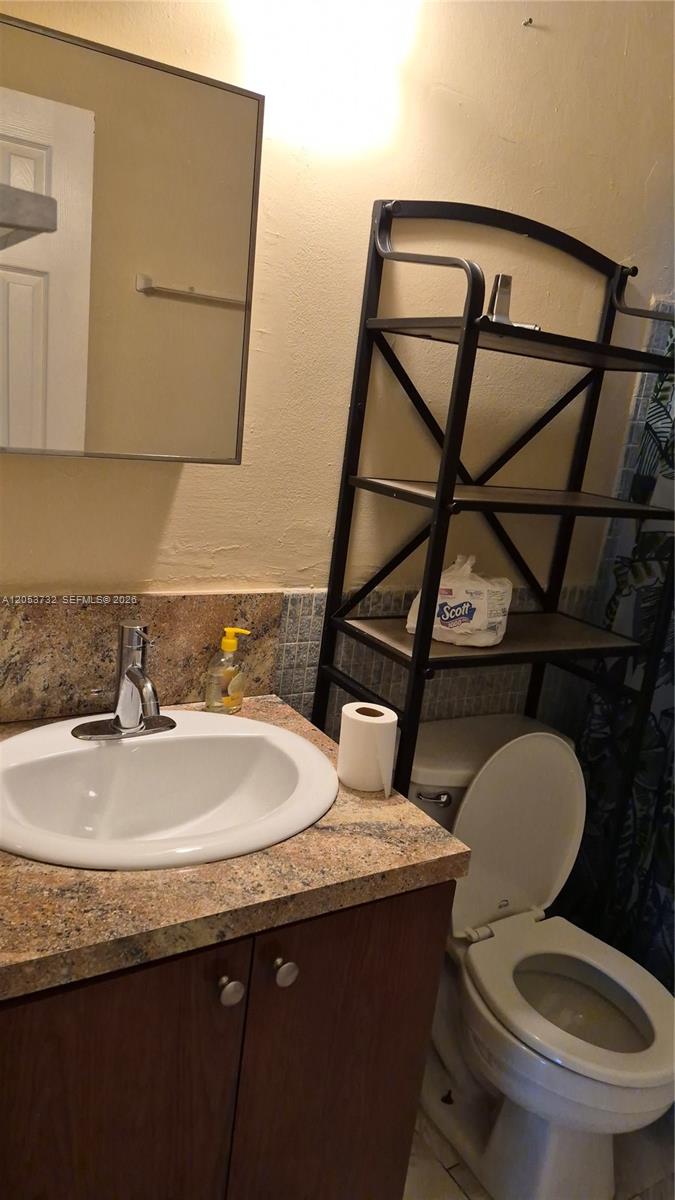 7220 Pembroke Road, Unit 8 Miramar, FL 33023 - Photo 6 of 10