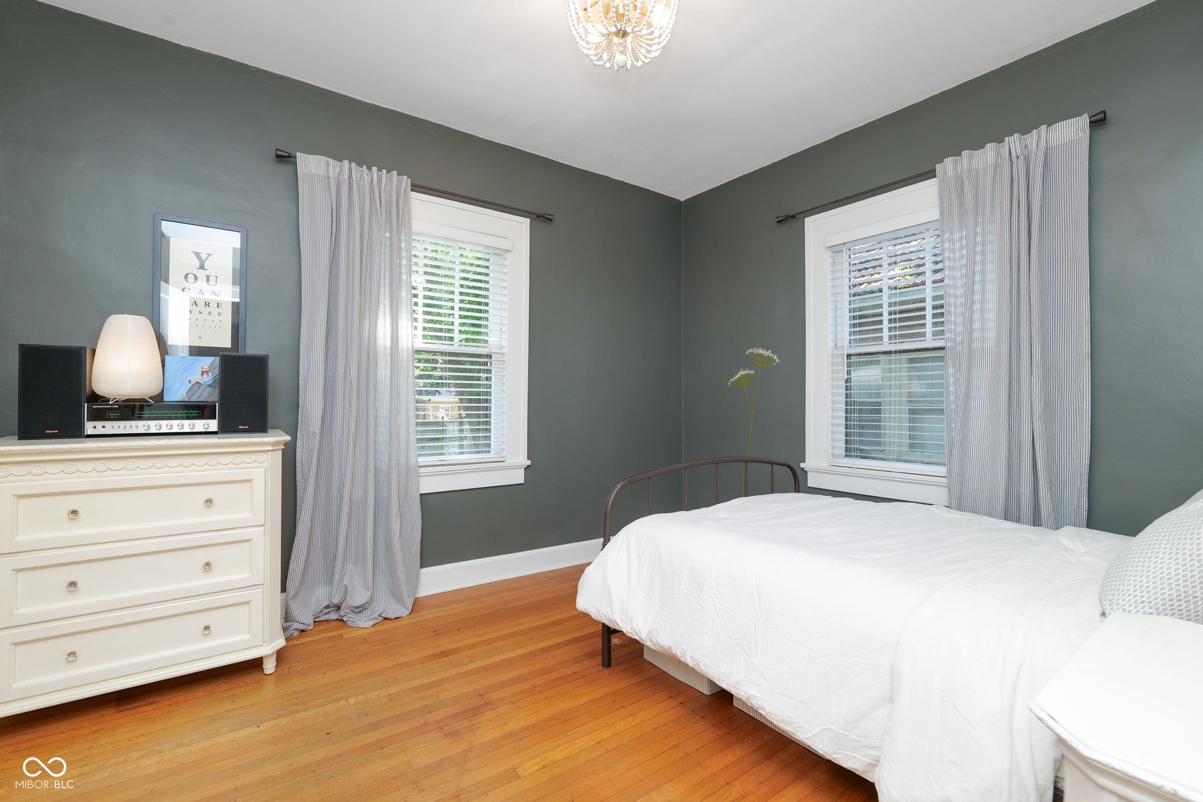 341 Poplar Road Indianapolis, IN 46219 - Photo 18 of 26 Gallery Image 18