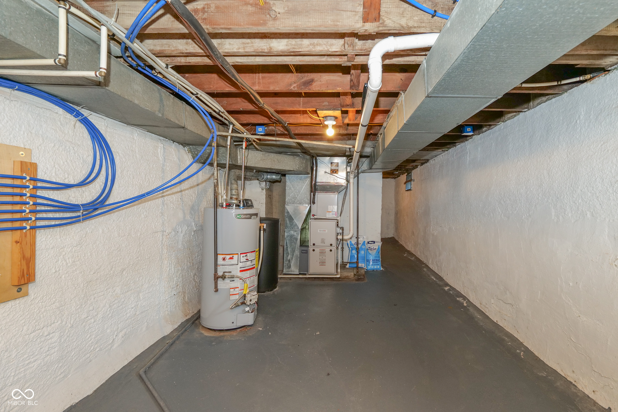 341 Poplar Road Indianapolis, IN 46219 - Photo 21 of 26 Gallery Image 21