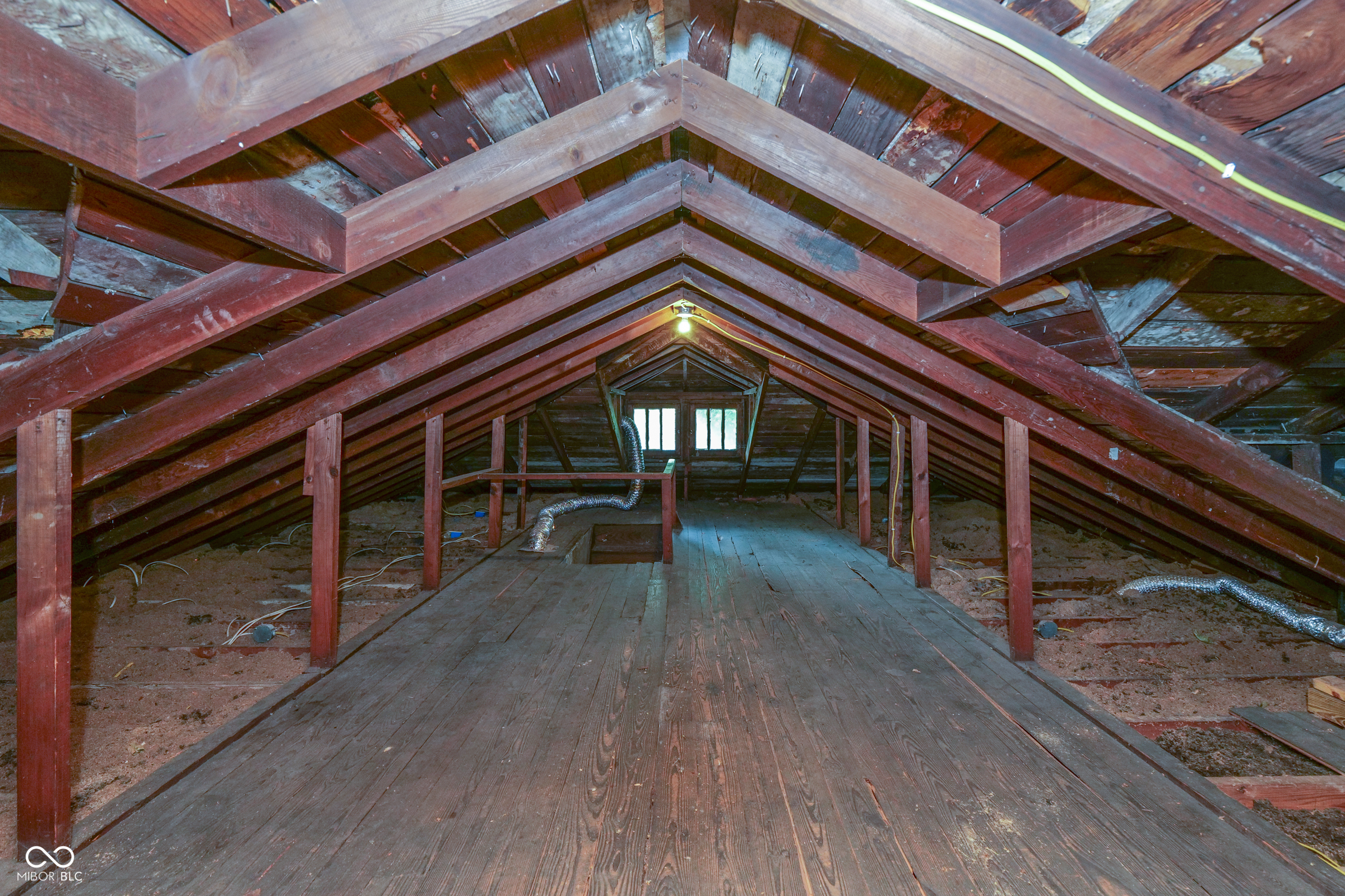 341 Poplar Road Indianapolis, IN 46219 - Photo 23 of 26 Gallery Image 23