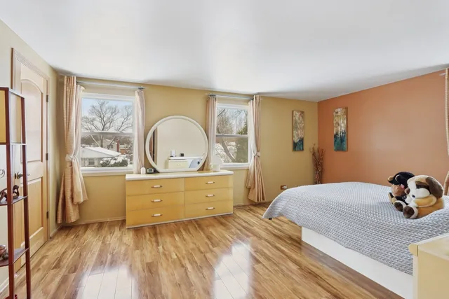 $555,000 | 810 Silver Rock Lane, Buffalo Grove, IL 60089