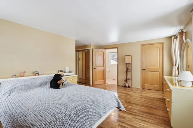 $555,000 | 810 Silver Rock Lane, Buffalo Grove, IL 60089