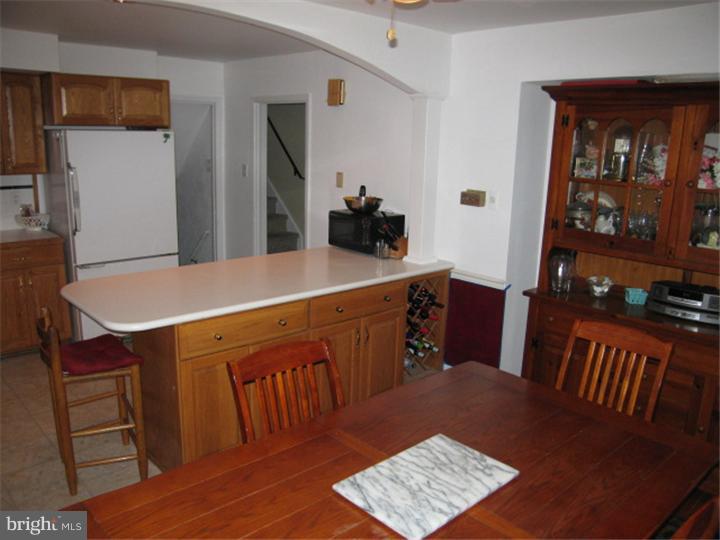 682 Brookwood Road Wayne, PA 19087 - Photo 8 of 22 Kitchen